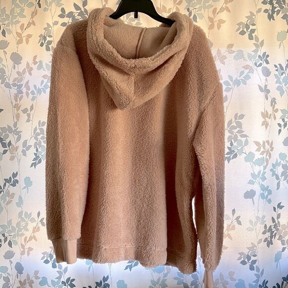 Womens KOOLABURRA By UGG Pink Fuzzy Hoodie Sweatshirt Size Medium - Picture 5 of 5